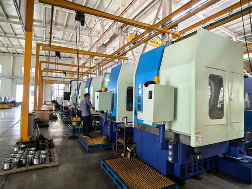 四中全會精神在基層 新泰市汽車內飾件產業園區聚鏈成群，激發發展新動能